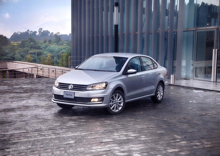  Volkswagen Vento 2016 года  (фото 18 из 19)